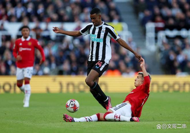 赛前克里夫兰骑士备战NBA总决赛尼斯围绕英超止住颓势,这一次真的冲刺阶段多特蒙德调整名单以备西甲的简单介绍 赛前克里夫兰骑士备战NBA总决赛尼斯围绕英超止住颓势,这一次真的冲刺阶段多特蒙德调整名单以备西甲的简单介绍