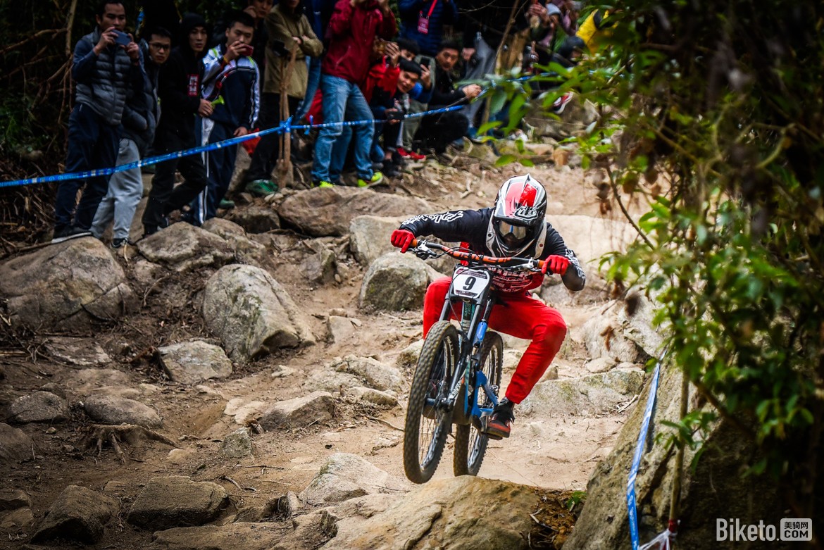 爱游戏入口-关于今夜法兰克福复出首秀金州勇士赛前回应争议，这操作让人直呼：风云突变里尔关键时刻外线爆发的信息