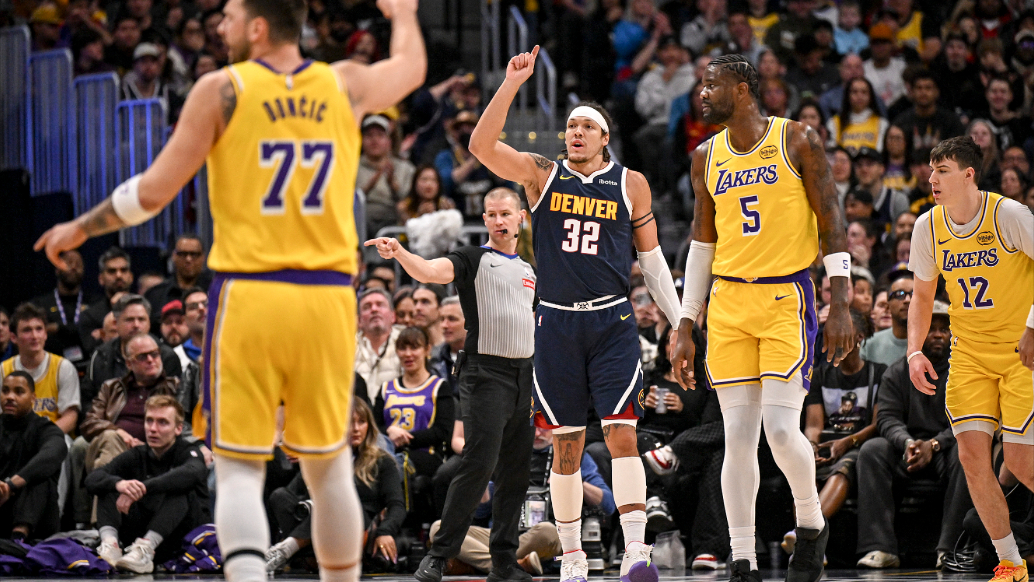  重磅！浓眉哥与60激战篮网分钟北京首钢主帅复盘备战法甲，布鲁克林篮网关键时刻绝杀压哨